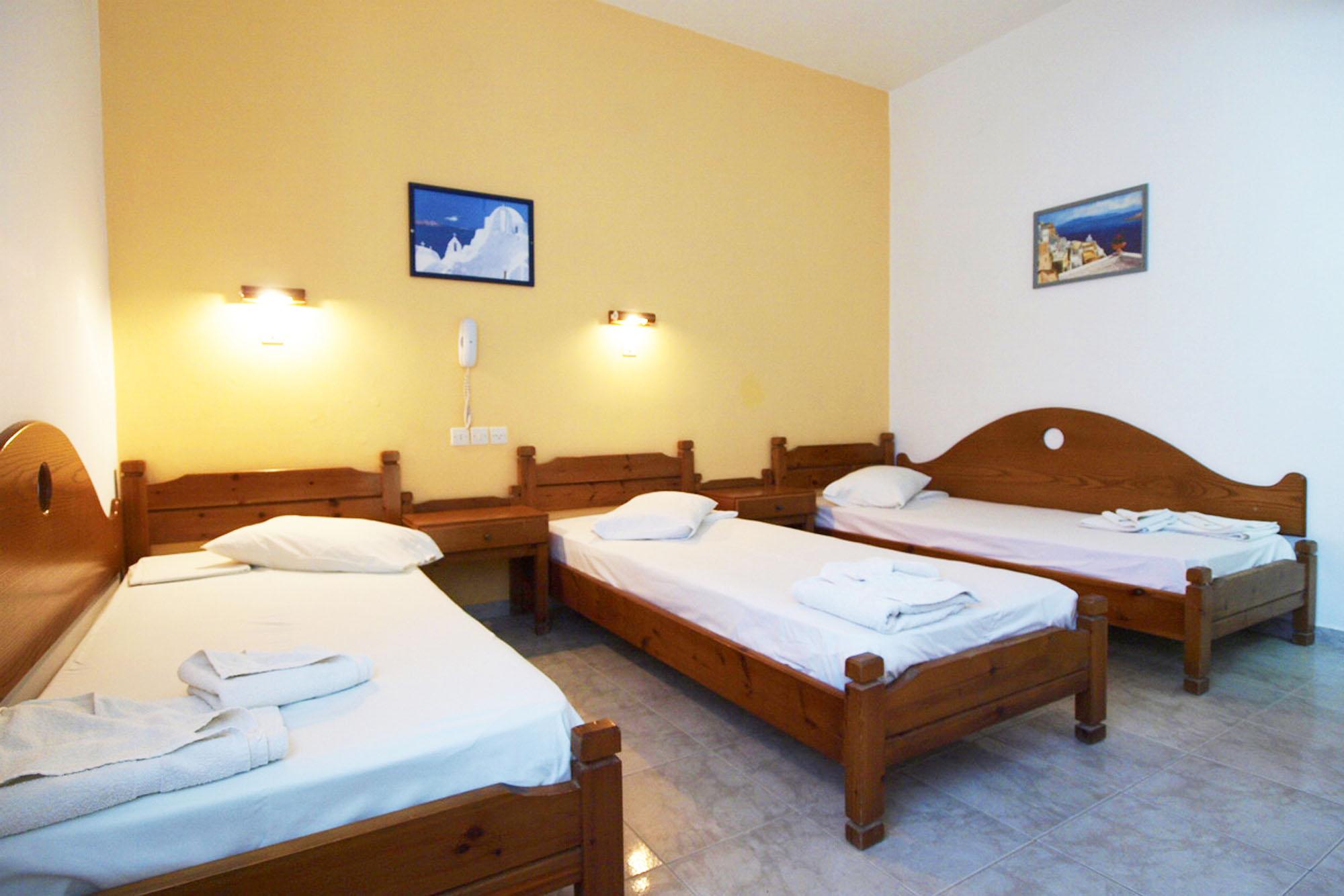Hotel Aegeon مِلوبوتاس المظهر الخارجي الصورة